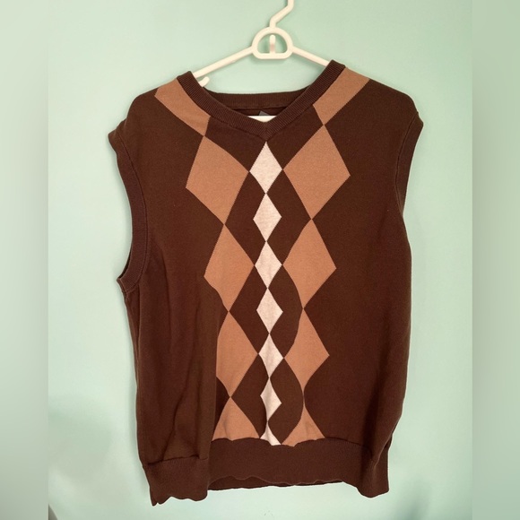 Saddlebred Brown Diamond Vest - Picture 2 of 6